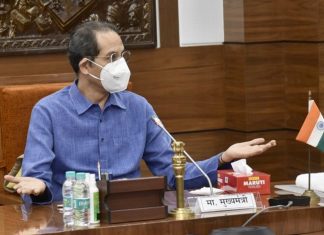 कोरोना विषयक निर्बंध नको असतील तर स्वयंशिस्त पाळा – मुख्यमंत्री