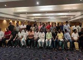 एकनाथ शिंदे यांच्यासह सर्व बंडखोर आमदार गुवाहाटीमध्ये दाखल