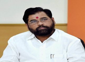 येत्या दोन वर्षात मुंबईतले रस्ते खड्डेमुक्त करणार- मुख्यमंत्री