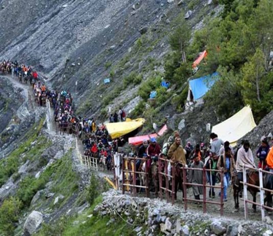 अमरनाथ यात्रा खराब हवामानामुळे तात्पुरती स्थगित