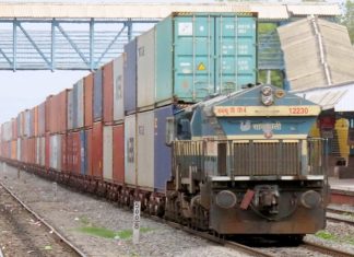 भारतीय रेल्वेचा या वर्षी जूनमध्ये १२५ दशलक्ष टनांहून अधिक मासिक माल वाहतुकीची नोंद