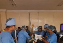 विविध व्याधी असलेल्या 63 वर्षीय रुग्णावर पुण्यातील लष्कराच्या कार्डीओ-थोरॅसिक सायन्सेस संस्थेतील डॉक्टरांकडून यशस्वी शस्त्रक्रिया