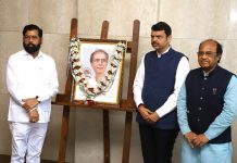 लोकशाहीर अण्णा भाऊ साठे यांच्या जयंतीनिमित्त मुख्यमंत्री आणि उपमुख्यमंत्री यांचे अभिवादन