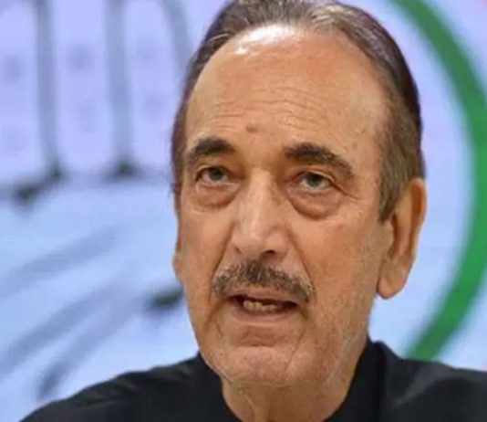 ज्येष्ठ नेते गुलाम नबी आझाद यांची कॉंग्रेसला सोडचिठ्ठी