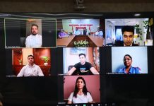 शालेय अभ्यासक्रमात खेळांचा आणि खेळांशी निगडीत विविध विषयांचा समावेश करण्याचा सरकारचा विचार