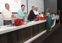 महसूल दिनानिमित्त उत्कृष्ट महसूल अधिकारी व कर्मचाऱ्यांचा गुणगौरव समारंभ