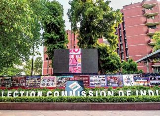 जम्मू काश्मीरच्या सर्व मतदारसंघांमधे मतदार याद्यांचं विशेष पुनर्निरीक्षण करण्याचे केंद्रीय निवडणूक आयोगाचे आदेश