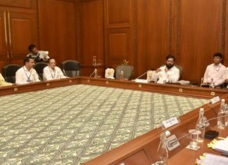 २००५ नंतर राज्यशासनाच्या सेवेत रुजू झालेल्या कर्मचाऱ्यांना जुनी निवृत्तीवेतन योजना लागू करण्याबाबतचा प्रस्ताव तयार करण्याचे मुख्यमंत्र्यांचे निर्देश