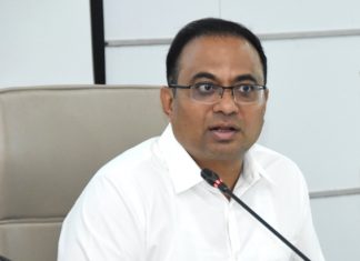 अपघातांची कारणे शोधून उपाययोजनांवर भर द्यावा-जिल्हाधिकारी डॉ. राजेश देशमुख