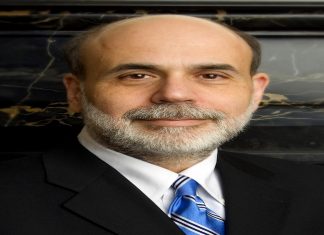 यंदाचा अर्थशास्त्राचा नोबेल पुरस्कार अमेरिकेच्या फेडरल बँकेचे माजी अध्यक्ष बेन एस बर्नांके, तसंच डग्लस डबल्यू डायमंड आणि फिलिप एच डिबविग यांना जाहीर