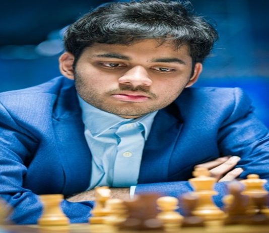 जलदगती ऑनलाईन बुद्धिबळ स्पर्धेत १९ वर्षीय अर्जुन एरीगायसीद्वारे विद्यमान विश्वविजेता मॅग्नस कार्लसनवर मात