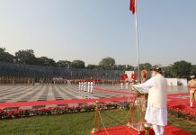 केंद्रीय गृहमंत्री अमित शहा यांची राष्ट्रीय पोलीस स्मृतीदिनानिमित्त दिवंगत पोलिसांना आदरांजली