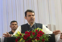 येत्या वर्षभरात राज्यात ७५ हजार पदांची भरती करण्याचं उपमुख्यमंत्री देवेंद्र फडनवीस यांचं आश्वासन