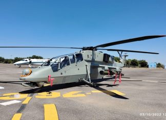 स्वदेश निर्मित “प्रचंड” हेलिकॉप्टर्स संरक्षण मंत्री राजनाथ सिंह यांच्या हस्ते हवाईदलाकडे सुपूर्द