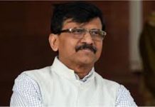 शिवसेना खासदार संजय राऊत यांच्या न्यायालयीन कोठडीत येत्या दहा ऑक्टोबरपर्यंत वाढ