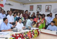 लहान मुलांसाठी ‘खिलखिलाट’ रुग्णवाहिका उपलब्ध करून देणार – मंत्री मंगलप्रभात लोढा