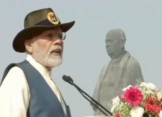 धर्म, जात आणि भाषेच्या आधारे देशात फूट पाडू पाहणाऱ्या नकारात्मकतेपासून दूर राहण्याचं प्रधानमंत्र्यांचं आवाहन