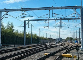 भारतीय रेल्वेच्या ब्रॉडगेज लोहमार्गापैकी ८२ टक्क्यापेक्षा जास्त लांबीच्या लोहमार्गाच्या विद्युतीकरणाचं काम पूर्ण