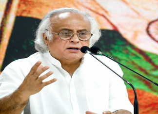 आदिवासींच्या जल, जंगल, जमिनीचे हक्क मोदी सरकार हिरावून घेत असल्याची काँग्रेसची टीका