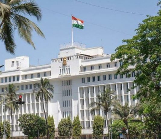 गेल्या महिन्यात पावसानं झालेल्या नुकसानीसाठी शेतकऱ्यांना मदत देण्याचा राज्य मंत्रिमंडळाचा निर्णय