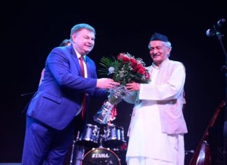 भारत आणि रशियातले सांस्कृतिक संबंध वाढले, तर दोन्ही देशांमधले राजनैतिक संबंध आणखी दृढ होतील, असा राज्यपालांना विश्वास