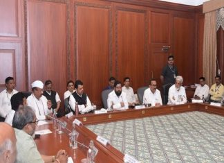 ऊस उत्पादक शेतकऱ्यांना एकरकमी एफआरपी देण्याचा राज्य सरकारचा निर्णय