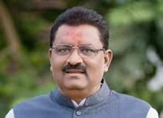 मंदिरांच्या जमिनीवर कब्जा केल्याप्रकरणी भाजपा आमदार सुरेश धस यांच्याविरोधात गुन्हा दाखल