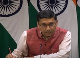 पाकिस्तानी प्रधानमंत्र्यांच्या चीन दौऱ्यादरम्यान जारी केलेल्या संयुक्त निवेदनामधल्या जम्मू-काश्मीर आणि लडाखशी संबंधित मुद्यांवर भारताचा आक्षेप