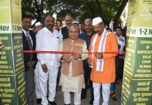 कृषि क्षेत्रातील जागतिक स्पर्धेत अग्रेसर होण्यासाठी आधुनिक तंत्रज्ञानाच्या वापराची गरज – केंद्रीय कृषि मंत्री नरेंद्र सिंह तोमर