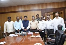 माजी सैनिकांची शारीरिक प्रशिक्षण प्रशिक्षकपदी नेमणूक करणार – शालेय शिक्षण मंत्री दीपक केसरकर