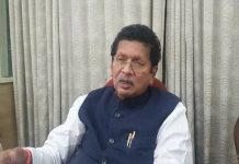 राज्यात सरकारी शाळा बंद करण्याबाबत कोणतीही अधिसूचना जारी केलेली नाही – दीपक केसरकर