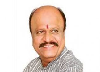 औद्योगिक वसाहतीतल्या कामगारांना किमान वेतन न देणाऱ्या कंपन्यांविषयी तक्रार मिळाली तर तत्काळ कारवाई केली जाईल – सुरेश खाडे