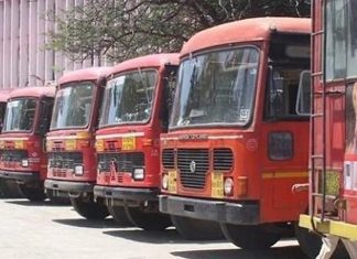 एस टी बस प्रवाशांना सुरक्षित प्रवासाबरोबर प्रसन्न वातावरण देण्याचा प्रयत्न