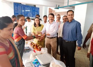 जिल्हा परिषदेमार्फत आयोजित तांदूळ महोत्सवाला उत्सर्फूत प्रतिसाद ; दिवसात अडीच लाख रुपयांची तांदूळ विक्री