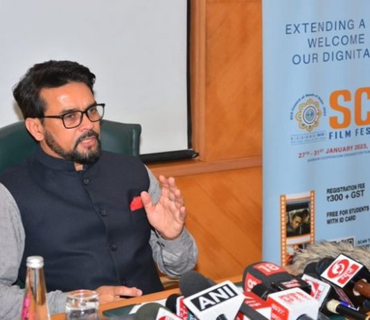 चित्रपटांमध्ये कोणताही भेद नसून चित्रपटाची संहिता बळकट असेल, तर तो चित्रपट प्रेक्षकांच्या मनाला भिडतो – अनुराग सिंह ठाकूर