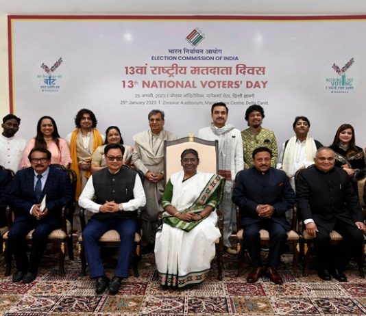 राज्यातल्या ३१ पोलीस अधिकाऱ्यांना शौर्य पुरस्कार, तर चार अधिकाऱ्यांना राष्ट्रपती पदकाचा सन्मान