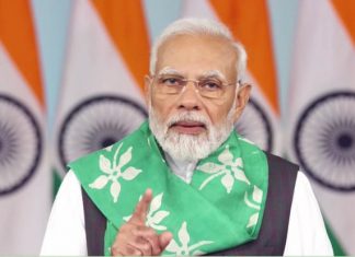 आगामी काळात भारतात बनलेल्या प्रवासी विमानाद्वारे देशातली लहान-मोठी शहरं जोडली जातील, असा प्रधानमंत्र्यांचा विश्वास