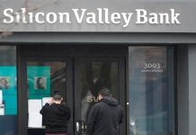 अमेरिकेतली प्रख्यात सिलिकॉन व्हॅली बँक दिवाळखोरीत