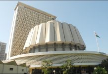 महाराष्ट्रात अंगणवाडी सेविकांच्या मानधनात २० टक्के वाढ करण्याचं महिला बालविकास मंत्र्यांचं आश्वासन