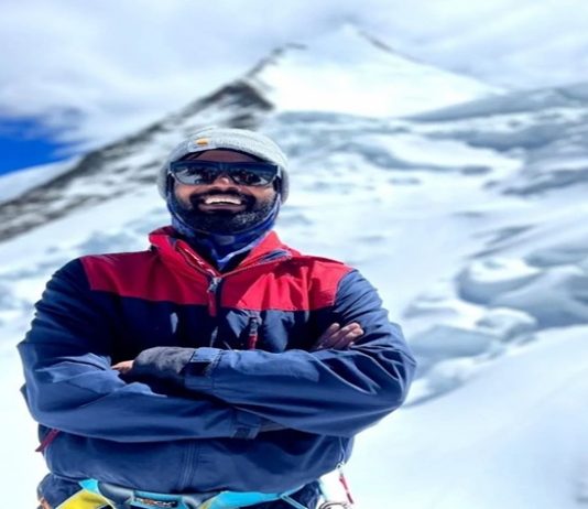 माउंट अन्नपूर्णा पर्वताच्या दरीत कोसळलेल्या अनुराग मालू या भारतीय गिर्यारोहकाला शोधण्याची मोहीम सुरु