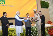 लातूर आणि सोलापूर जिल्ह्यांच्या उत्कृष्ट कामांचा ‘प्रधानमंत्री राष्ट्रीय पुरस्कार’ ने सन्मान