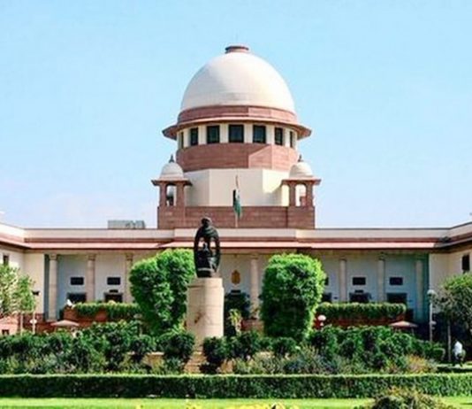 समलिंगी विवाह याचिकांवर कारवाई करण्यासाठी राज्यांना प्रतिवादी बनवण्याची सरकारची सर्वोच्च न्यायालयाला विनंती