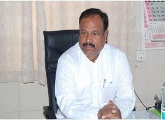 शालेय शिक्षण अभ्यासक्रमात “कृषी विषय” समाविष्ट करण्याबाबतचा प्राथमिक अहवाल शालेय शिक्षण मंत्र्यांकडे सुपूर्द