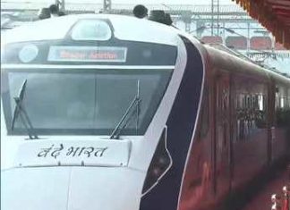 १२० वंदे भारत रेल्वे गाड्यांची निर्मिती लातूरच्या रेल्वे बोगी कारखान्यात होणार