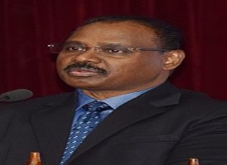 राज्यांनी अनुदानाचा चोख हिशेब ठेवून वित्तीय आणि महसुली तूट कमी करावी अशी नियंत्रक आणि महालेखापालांची सूचना