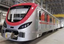 मुंबई मेट्रो मार्गिका ७ आणि २ अ वरून गेल्या वर्षभरात तब्बल २ कोटी प्रवाशांनी केला प्रवास