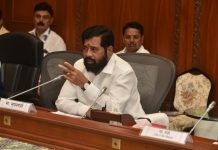 कोल्हापूर आणि हातकणंगले लोकसभा मतदार संघातील विकास कामांचा मुख्यमंत्र्यांनी घेतला आढावा