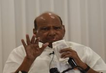 अदानी उद्योग समूह प्रकरणाच्या चौकशीबाबत शरद पवार यांची इतर विरोधकांपेक्षा वेगळी भूमिका