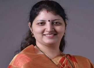 महिलांच्या तपासासाठी गृह विभागानं समिती स्थापन करावी – रुपाली चाकणकर