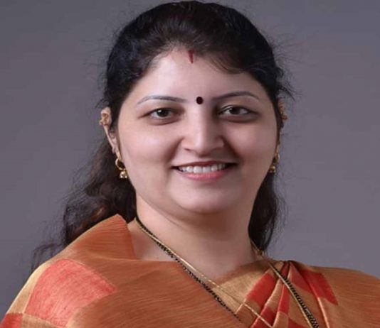 महिलांच्या तपासासाठी गृह विभागानं समिती स्थापन करावी – रुपाली चाकणकर
